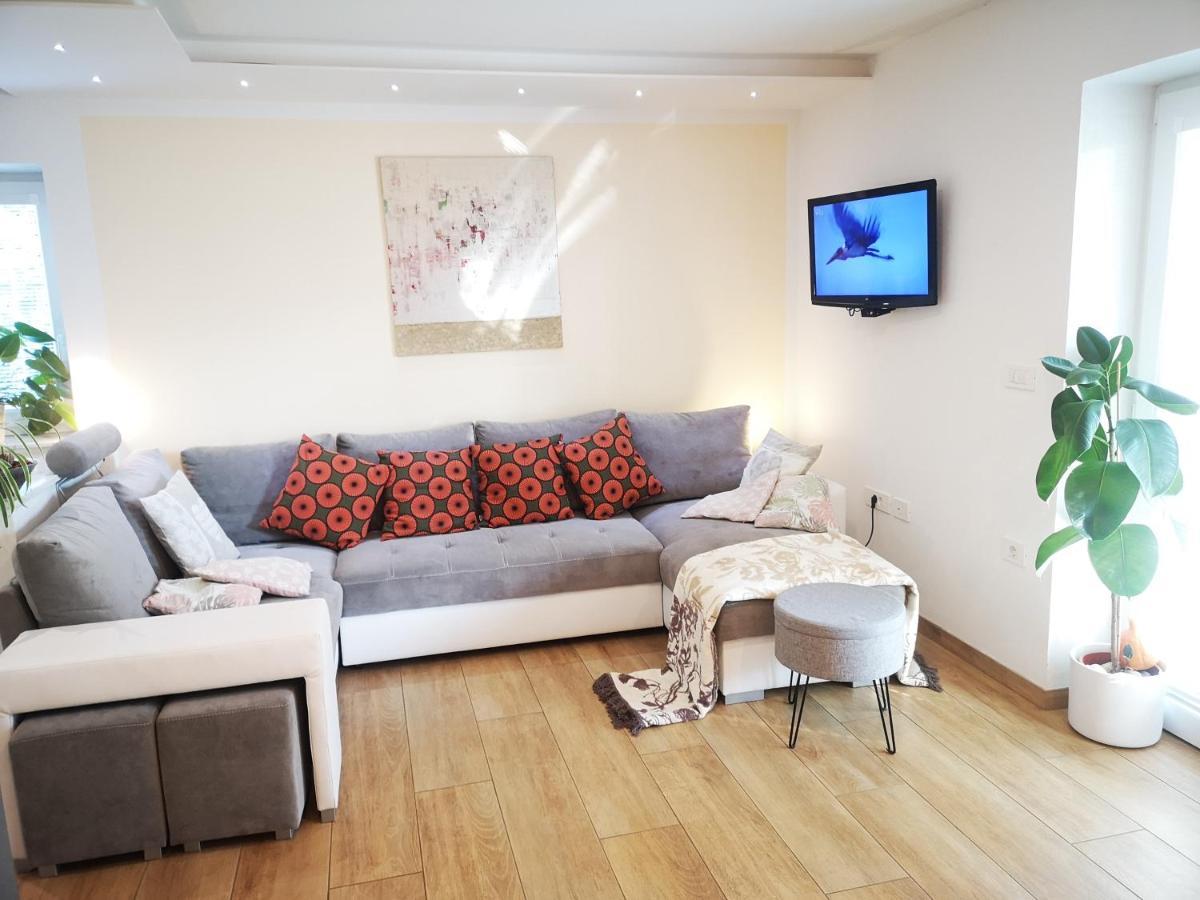 Istrian Lux Residence Koper Bagian luar foto