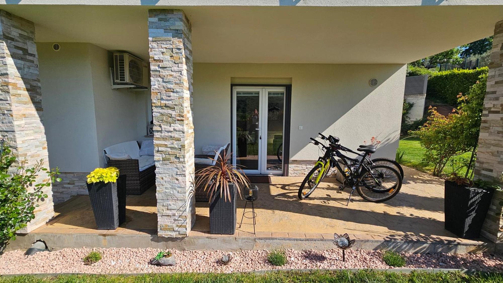 Istrian Lux Residence Koper Bagian luar foto